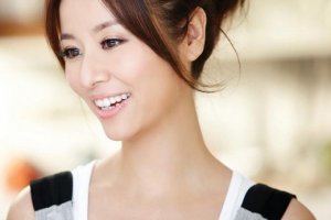 �峺�������������崿��Ů