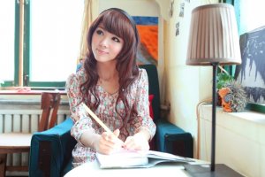 �峺�������������崿��Ů